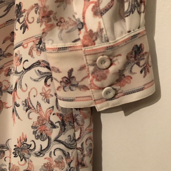 Stunning BCBG long sleeve dress! - Picture 5 of 5